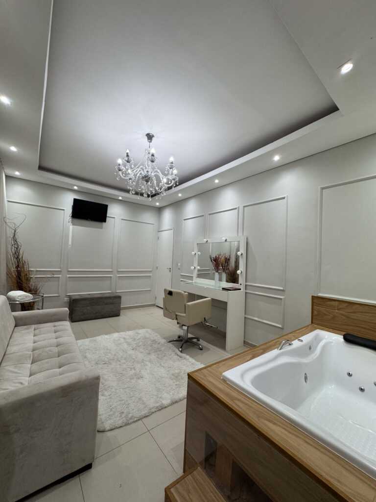 Sala Elegante Edina Feliciano